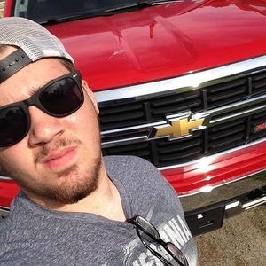 Meet your Posher, Eric